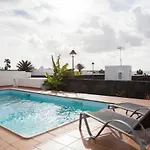 Sunset Faro Deluxe & Pool 别墅 *