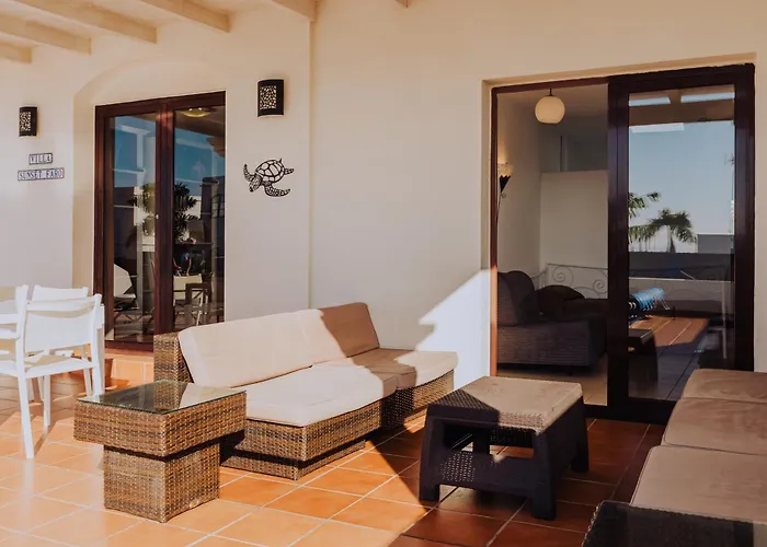 Sunset Faro Deluxe & Pool Vila