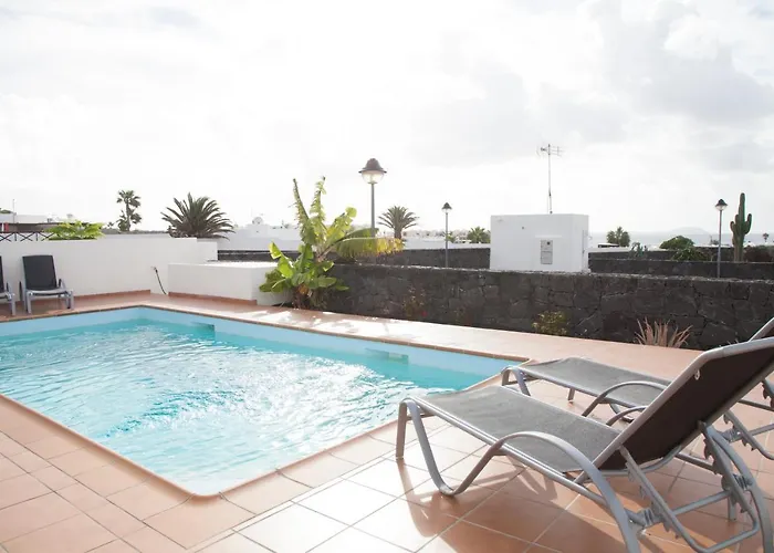 Sunset Faro Deluxe & Pool Vila *