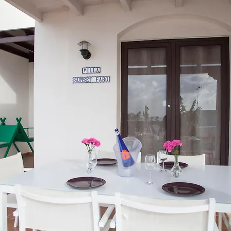 Vila Sunset Faro Deluxe & Pool *