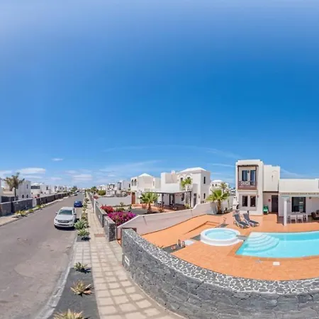 Vila Sunset Faro Deluxe & Pool Playa Blanca (Lanzarote)