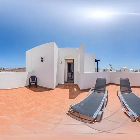 Sunset Faro Deluxe & Pool