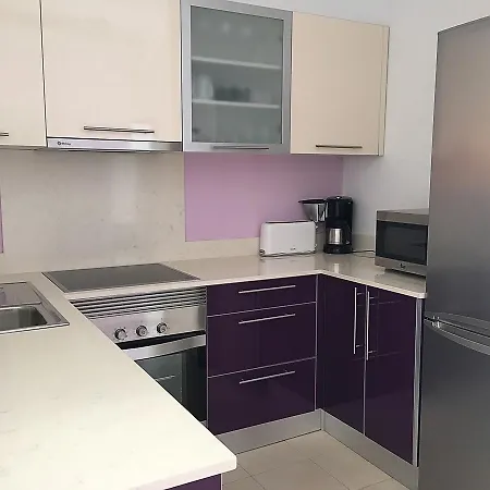 Sunset Faro Deluxe & Pool Villa *