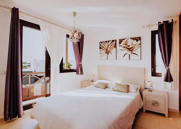 Villa Sunset Faro Deluxe & Pool *