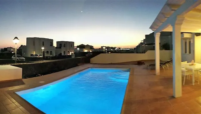 Villa Sunset Faro Deluxe & Pool *