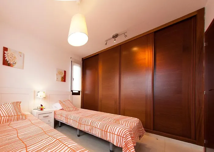 Sunset Faro Deluxe & Pool Villa