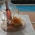 Sunset Faro Deluxe & Pool