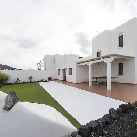 Sunset Faro Deluxe & Pool Playa Blanca (Lanzarote)