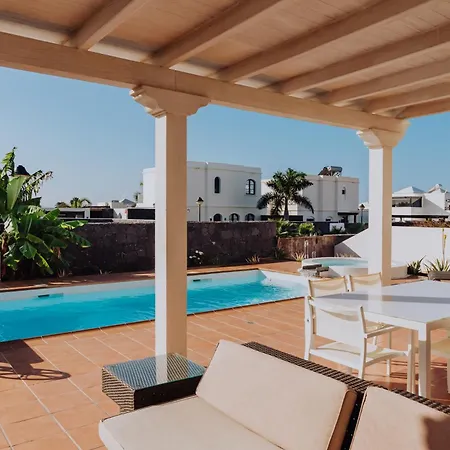 Sunset Faro Deluxe & Pool * Playa Blanca (Lanzarote)
