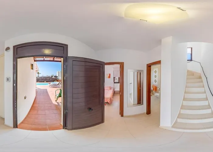 Villa Sunset Faro Deluxe & Pool Playa Blanca (Lanzarote)