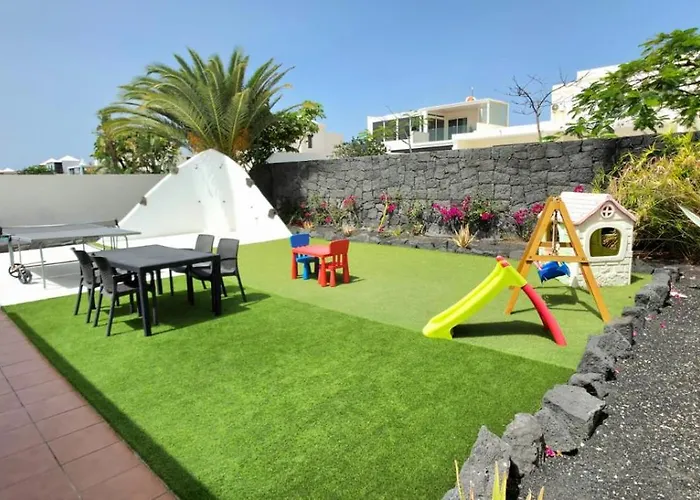 Sunset Faro Deluxe & Pool Villa