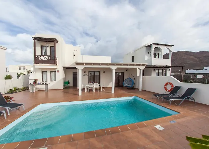 Sunset Faro Deluxe & Pool Playa Blanca (Lanzarote)