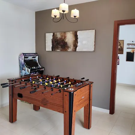 Sunset Faro Deluxe & Pool *