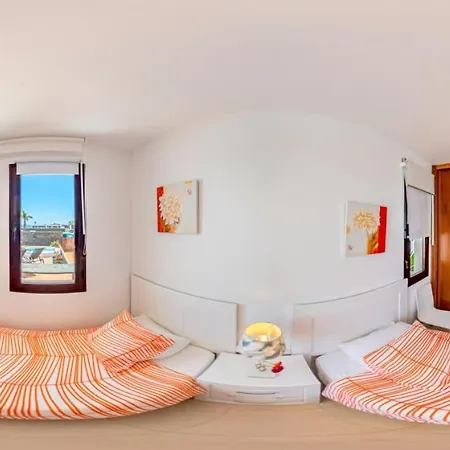 Sunset Faro Deluxe & Pool Villa *