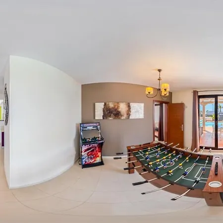 Sunset Faro Deluxe & Pool Villa Playa Blanca