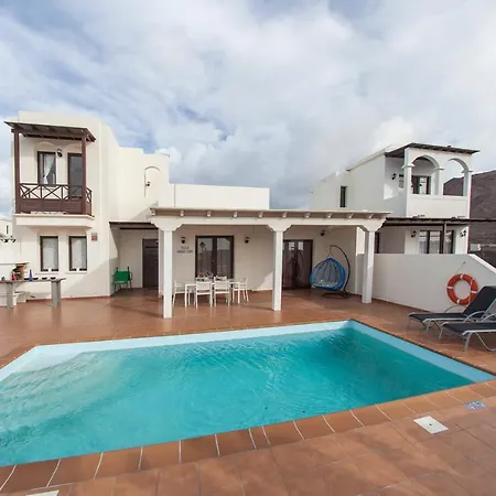 Sunset Faro Deluxe & Pool Playa Blanca