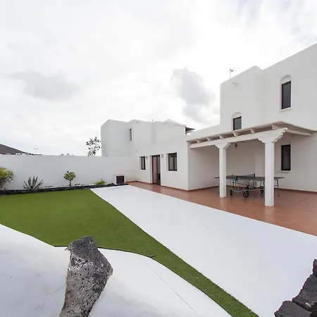 Villa Sunset Faro Deluxe & Pool