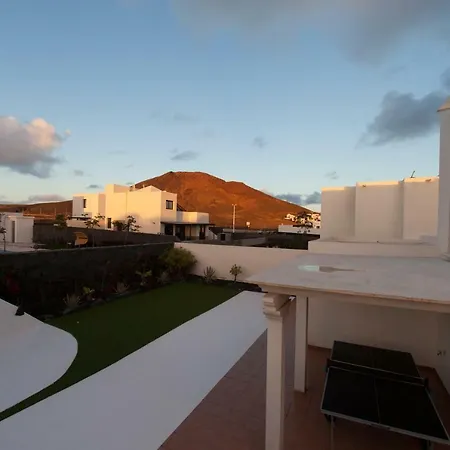 Sunset Faro Deluxe & Pool * Playa Blanca