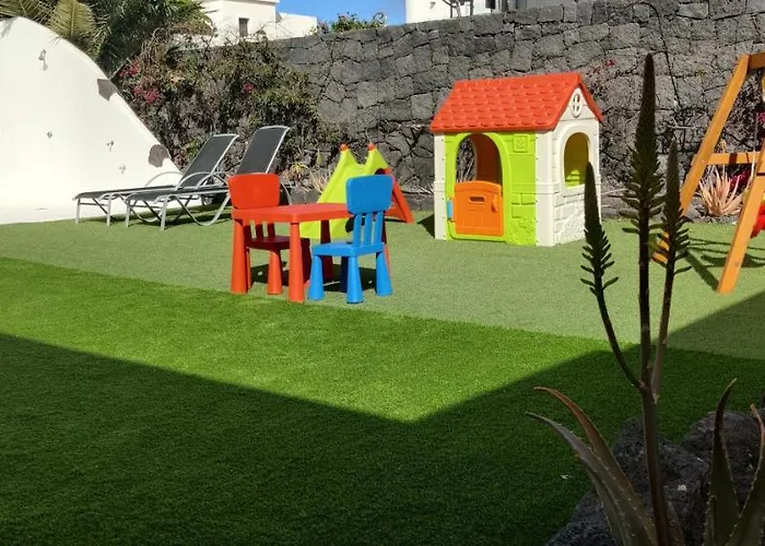 Sunset Faro Deluxe & Pool Villa *