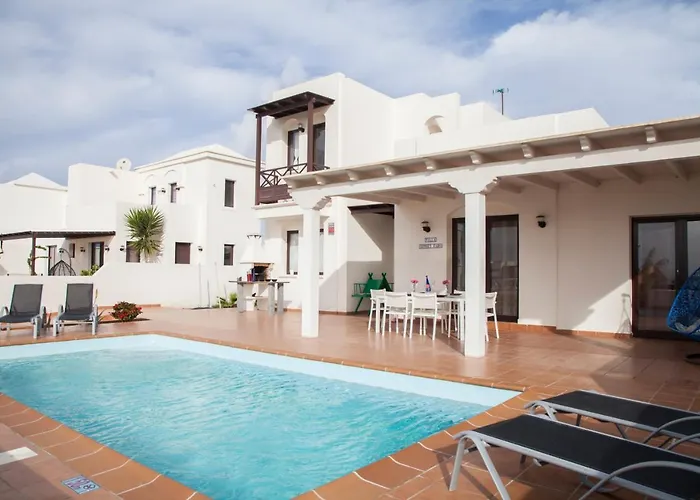 Villa Sunset Faro Deluxe & Pool